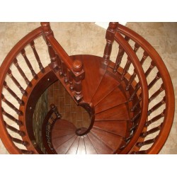 Spiral Ahşap Merdiven